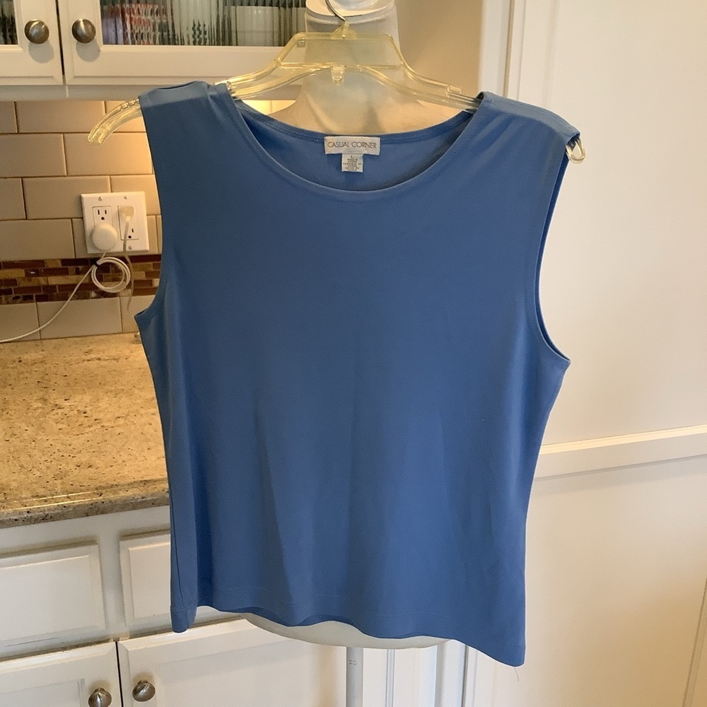Casual Corner Vintage Women's Tank Top in Blue Size Large